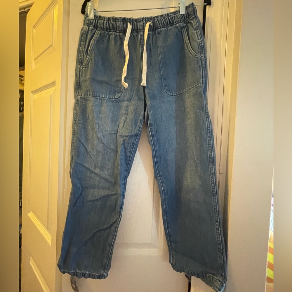 Gap pull on jeans size xs